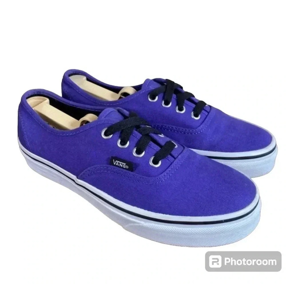 Vans Classic Off The Wall Low Top purple and White Shoes, Size 8.5 skateboard - Picture 1 of 4